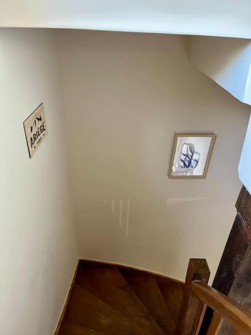 La Petite Ourse Maison De Village A Oust Eksteriør billede