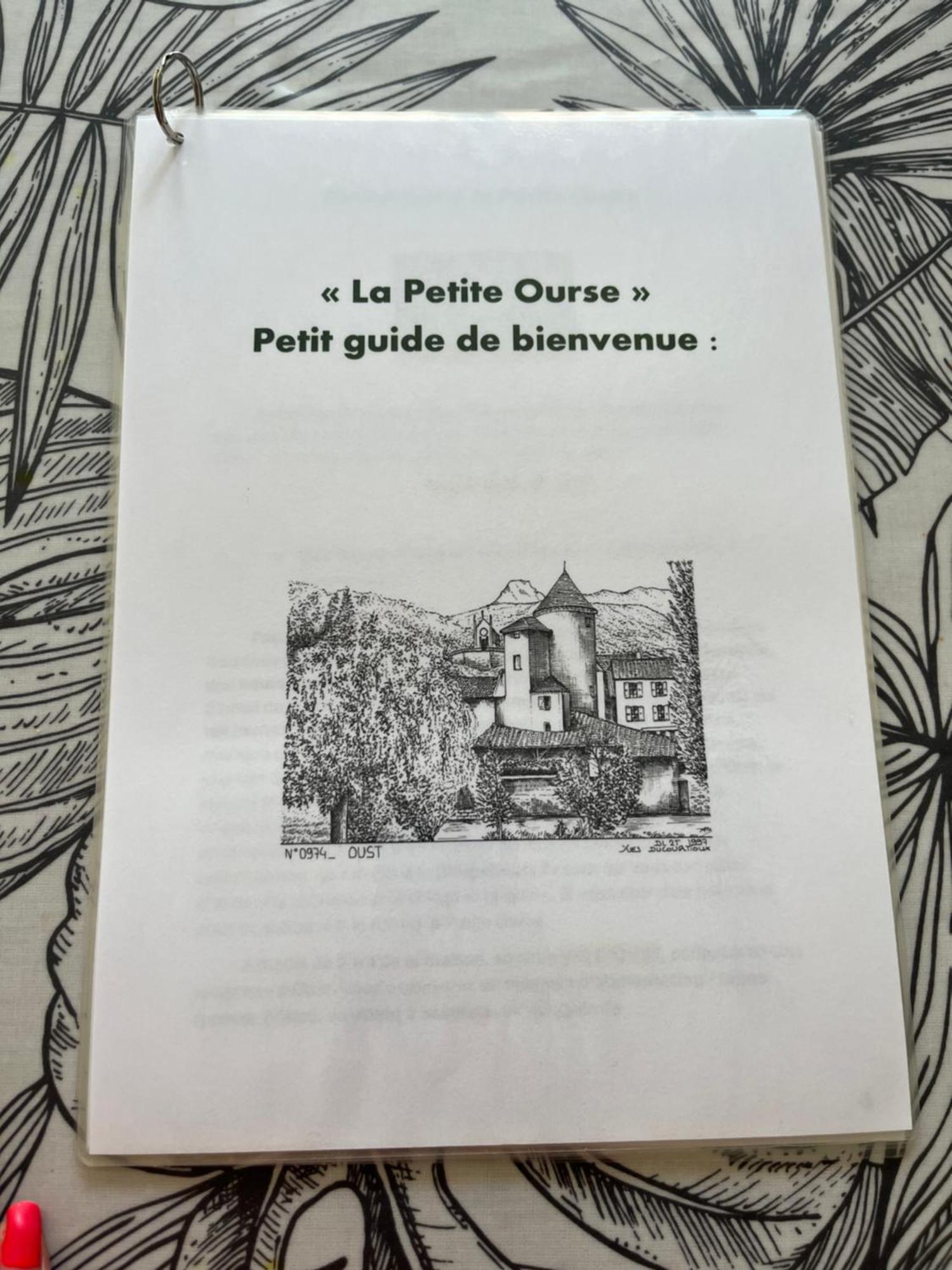 La Petite Ourse Maison De Village A Oust Eksteriør billede